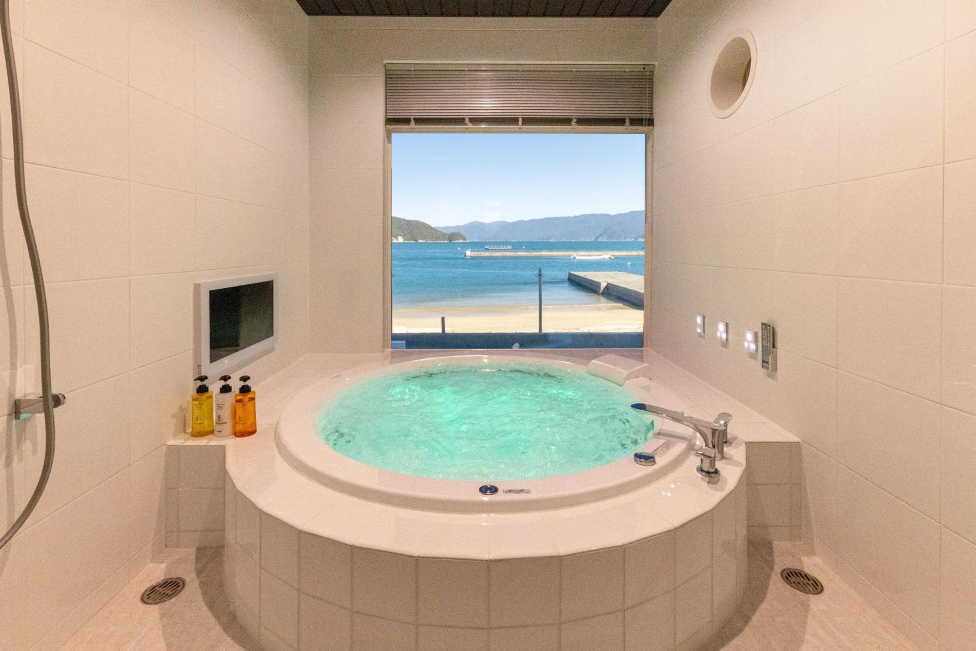 Tsuruga Sazanami Resort Chobei Zewnętrze zdjęcie